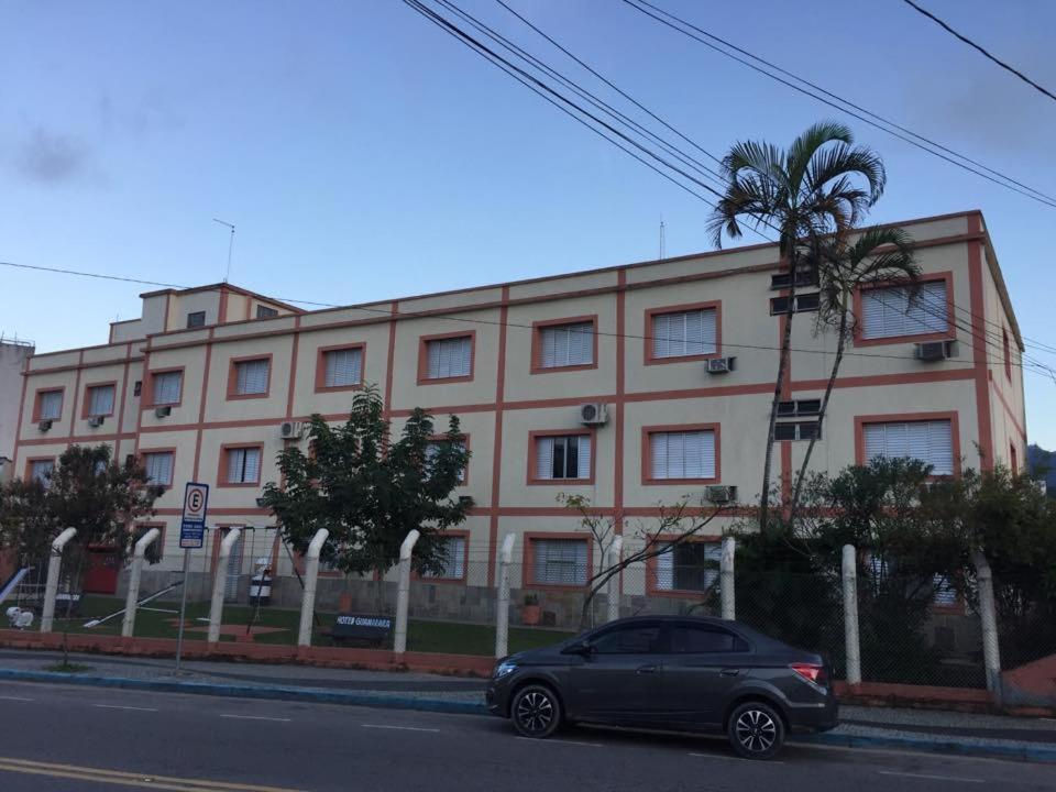 Hotel Guanabara Карагуататуба Екстериор снимка